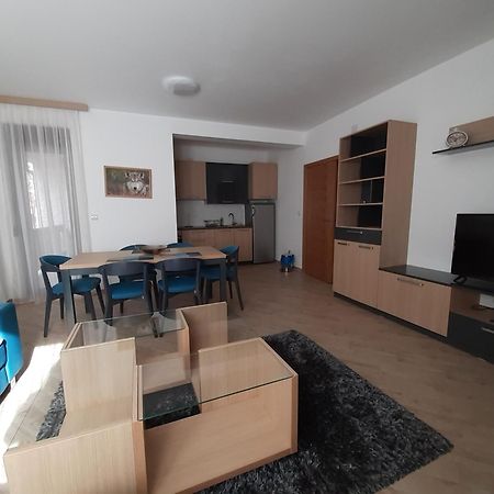 Lovac Apartmani ズラティボール エクステリア 写真