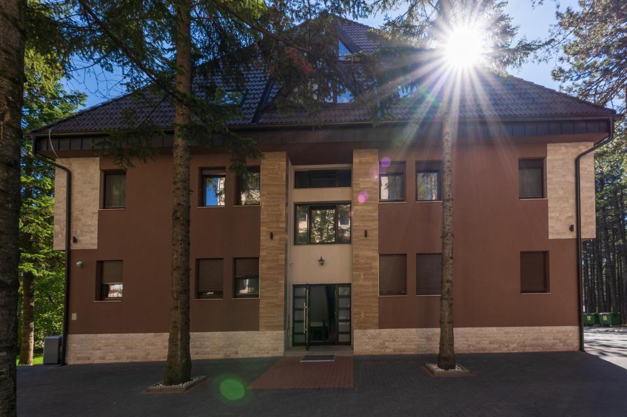 Lovac Apartmani ズラティボール エクステリア 写真