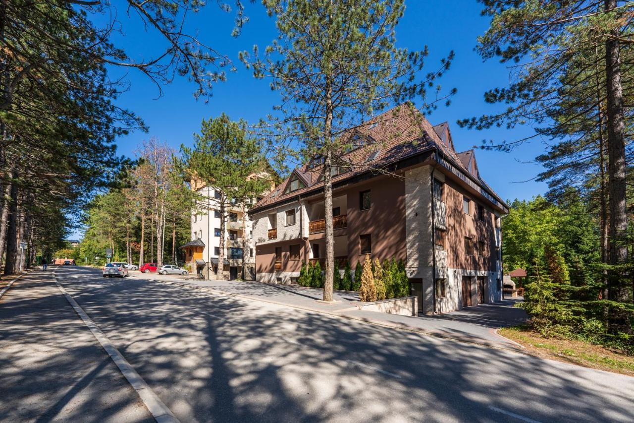 Lovac Apartmani ズラティボール エクステリア 写真