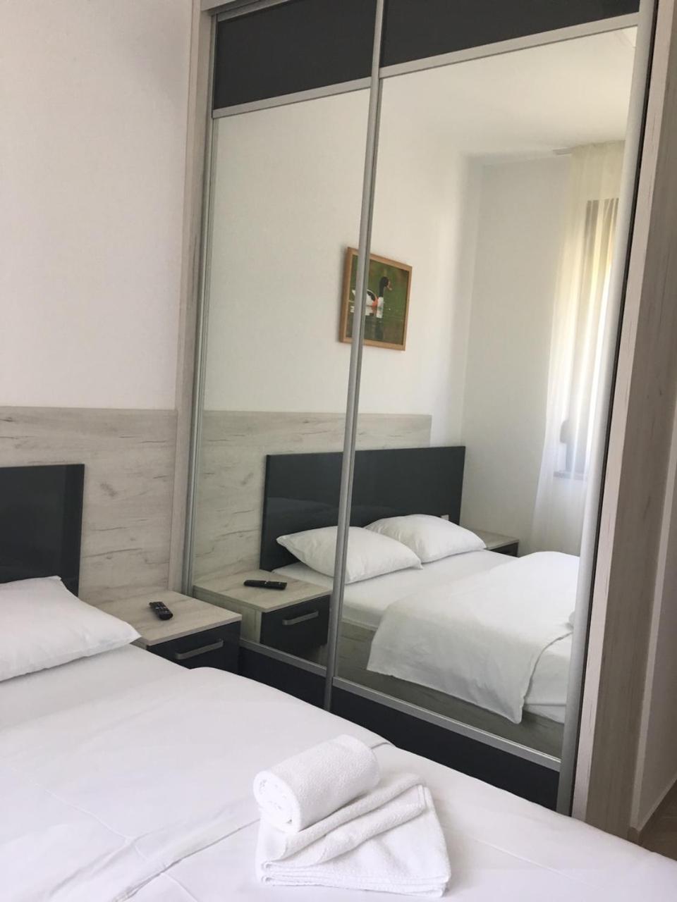 Lovac Apartmani ズラティボール エクステリア 写真