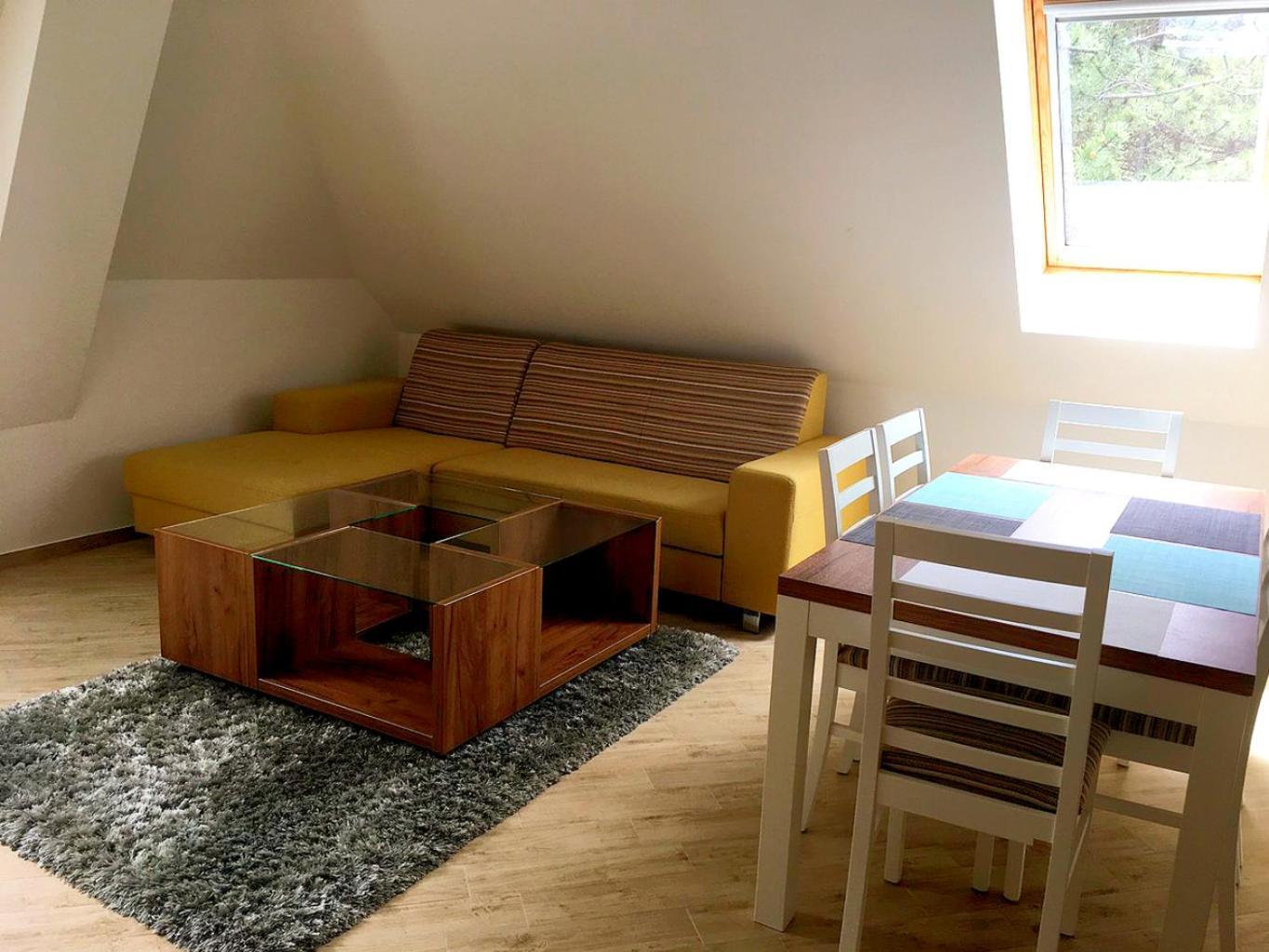 Lovac Apartmani ズラティボール 部屋 写真