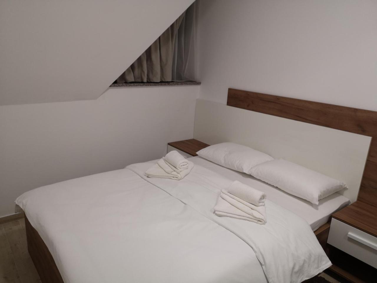 Lovac Apartmani ズラティボール エクステリア 写真