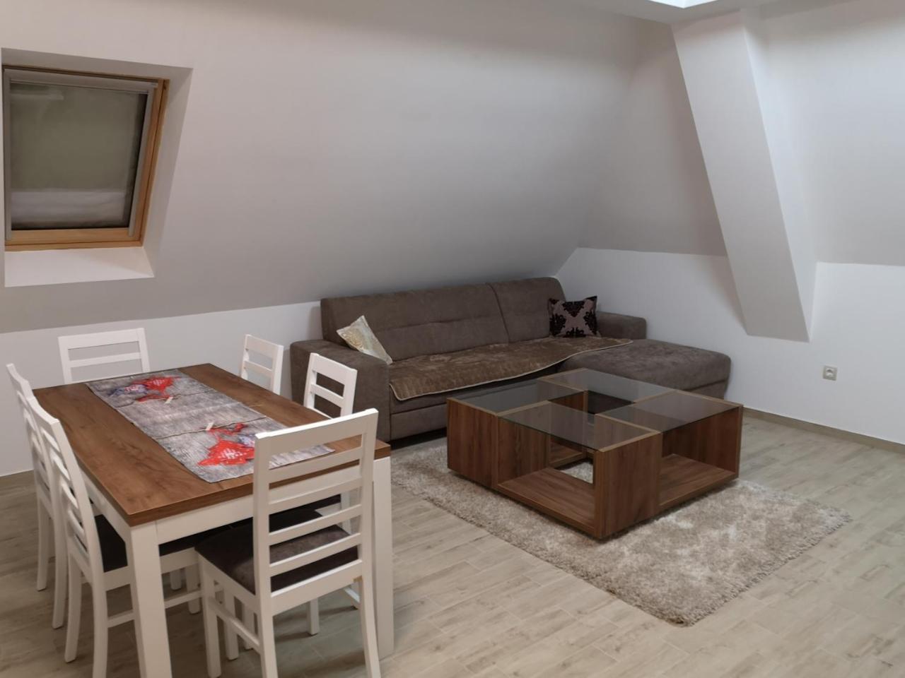 Lovac Apartmani ズラティボール エクステリア 写真