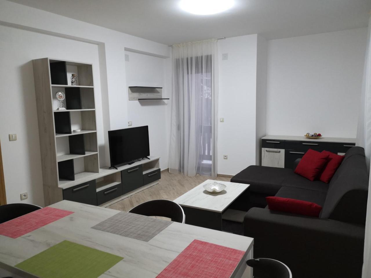 Lovac Apartmani ズラティボール エクステリア 写真